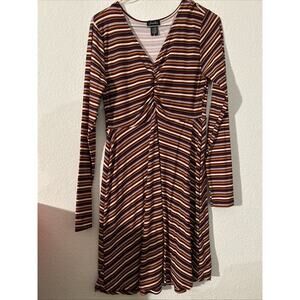 Women’s Medium Long Sleeve Dress New Justify